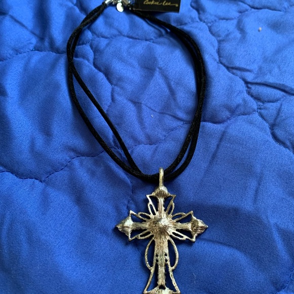 Crystal Cross Necklace - Picture 3 of 4